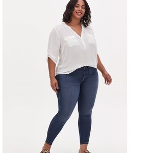 Torrid Plus Denim Medium Wash Jegging Crop Jeans Size 20 NWT